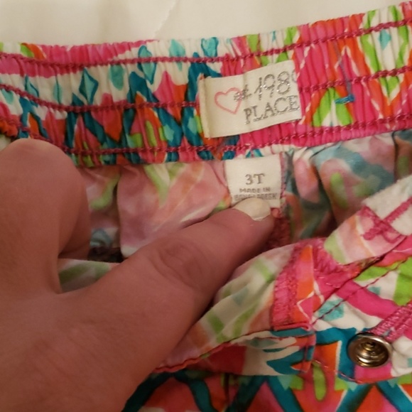 Shorts - Picture 2 of 2